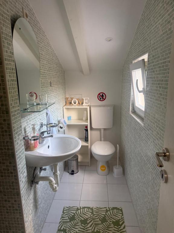 Una Dreams Lohovo Rooms - 2