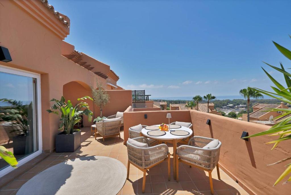 Serene Sea View Penthouse 4 Terraces & Sea Views - 5