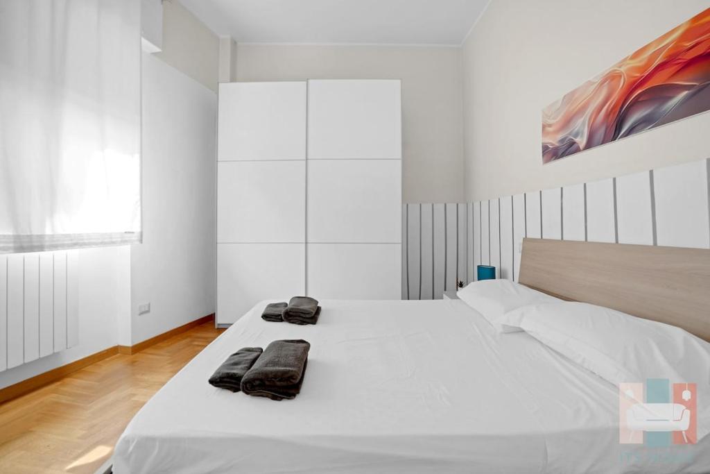Modern Apartment with Air Conditioning - 4