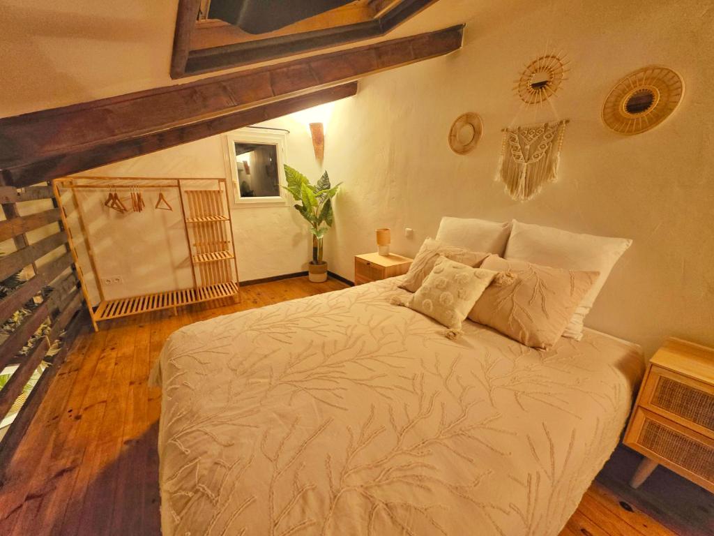 La Bastide Bohême Cozy studio, garden & parking - 4