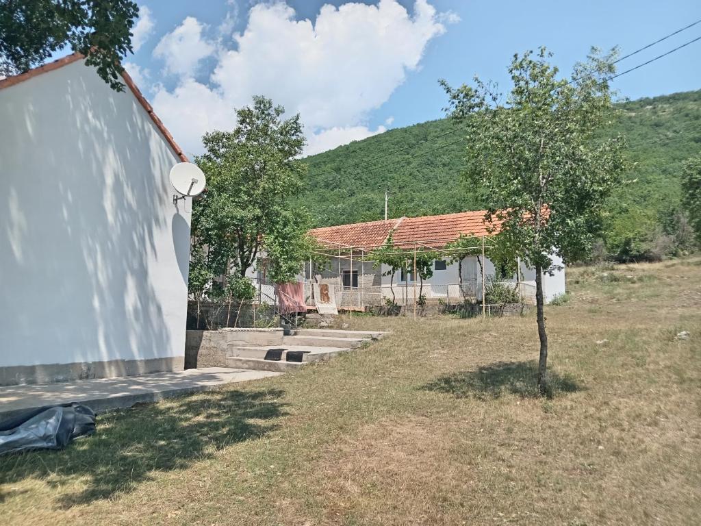 Kućica na selu - 1