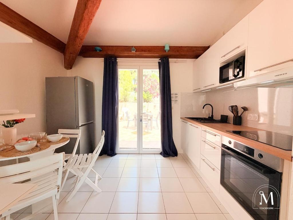 T2 cosy avec terrasse à Sanary-sur-Mer - 4