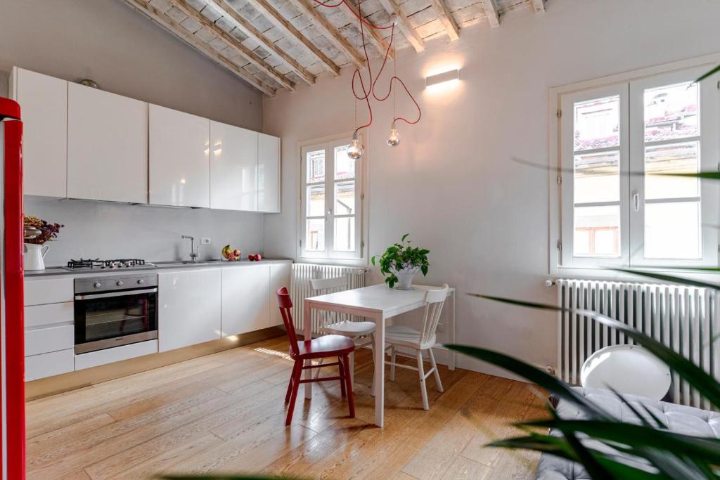 Fossi Central Living - 1