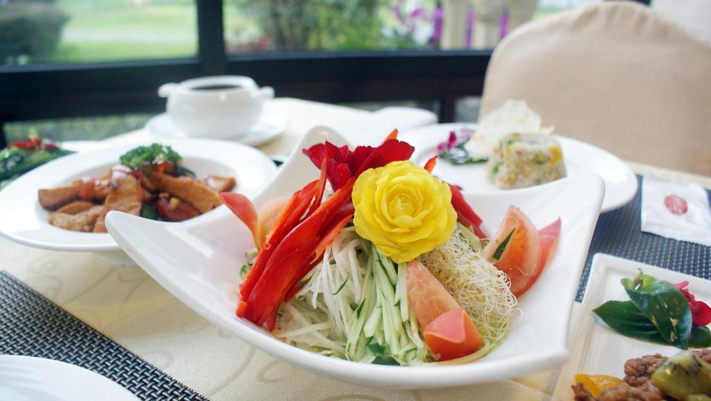 طعام و مشروبات