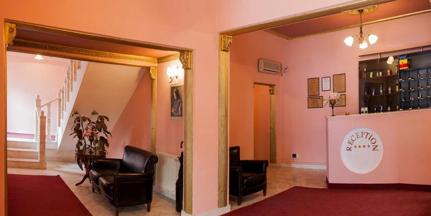 Hotel Kreta photo