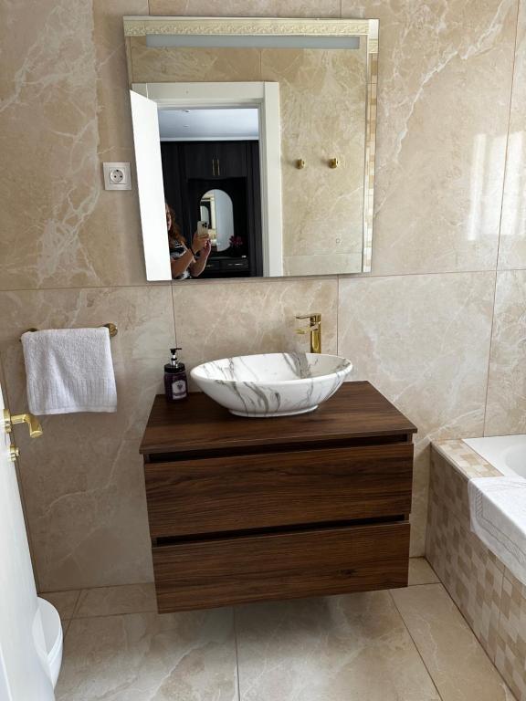 SARITA Suites - 4