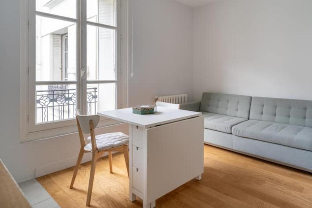 Airy and Stylish 1BD Flat ile Saint-Louis - 1