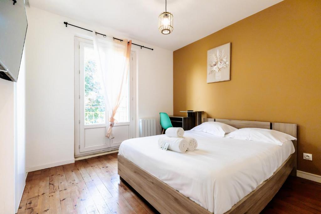 Appartement 3 chambres 3-6 personnes, parking privé proche de La Doua, Lyon - 4