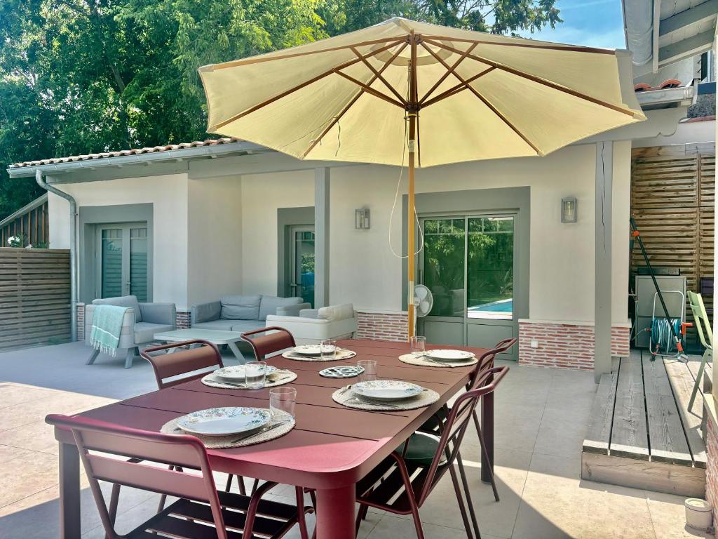 VillaNeuve 4 people full center pool parking Wi-Fi - 3
