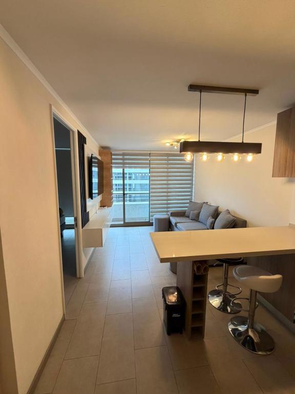 Hospédate con una vista de postal, en la comuna de Macul Este acogedor apartamento de1 Habitación 1 Baño con una laguna navegable - 3
