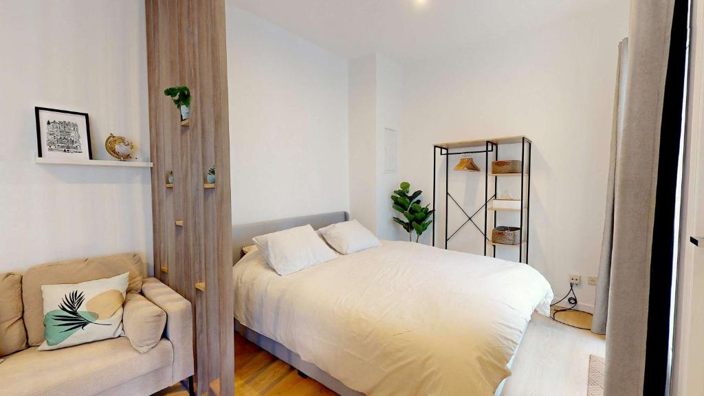 studio center Naple with large balcony for 2people - 4