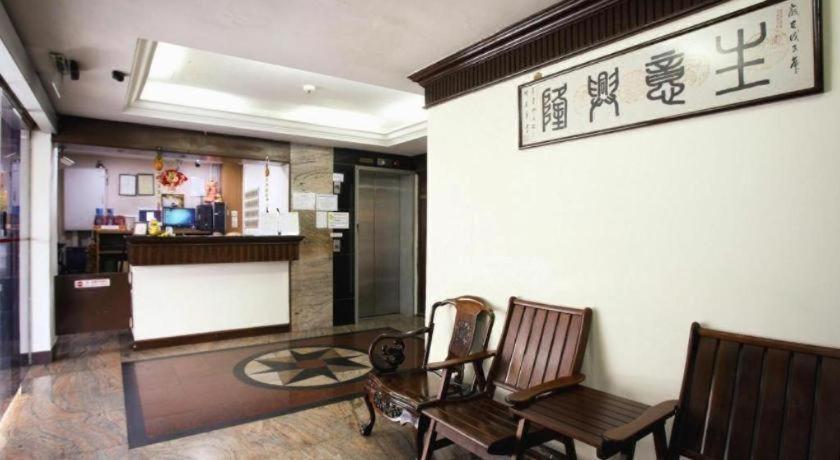 Darlene Hotel