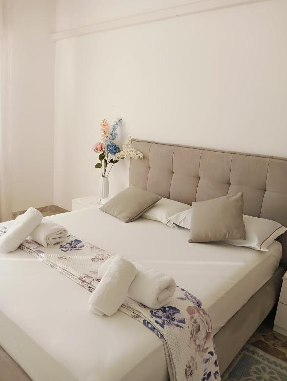 Aaron guest house 3 - 4