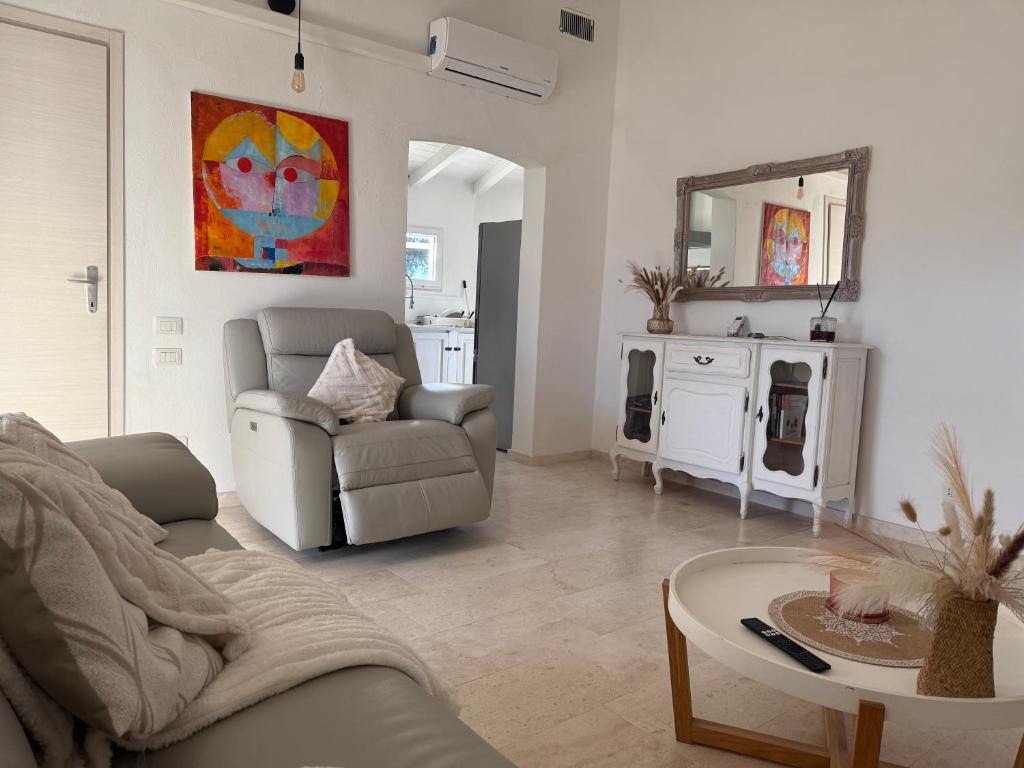 Exclusive villa with private garden - 3