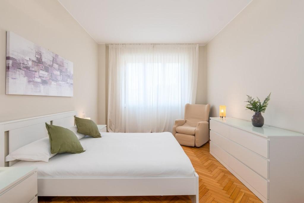 Chimes, Alla Fontana - Your Home From Home - 4