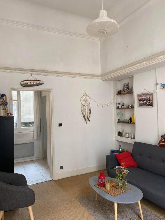Bright and sunny apartment on first floor , Quinconces - 2