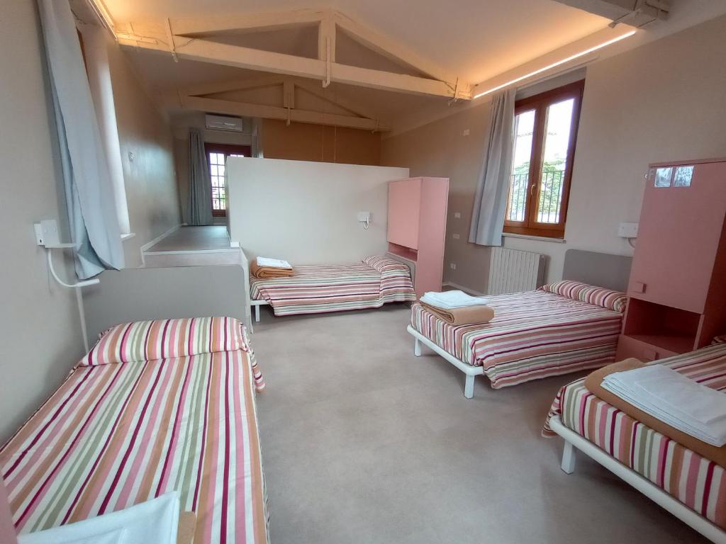 Protezione della Giovane - female hostel - 4