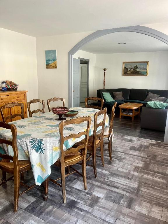 Appartement spacieux approx 125 m2 pour 8 personnes a Modane - 2
