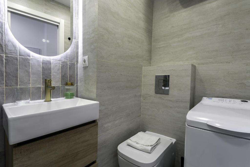 -MalagaSunApts-Malagueta Dream Beach 2 - 5