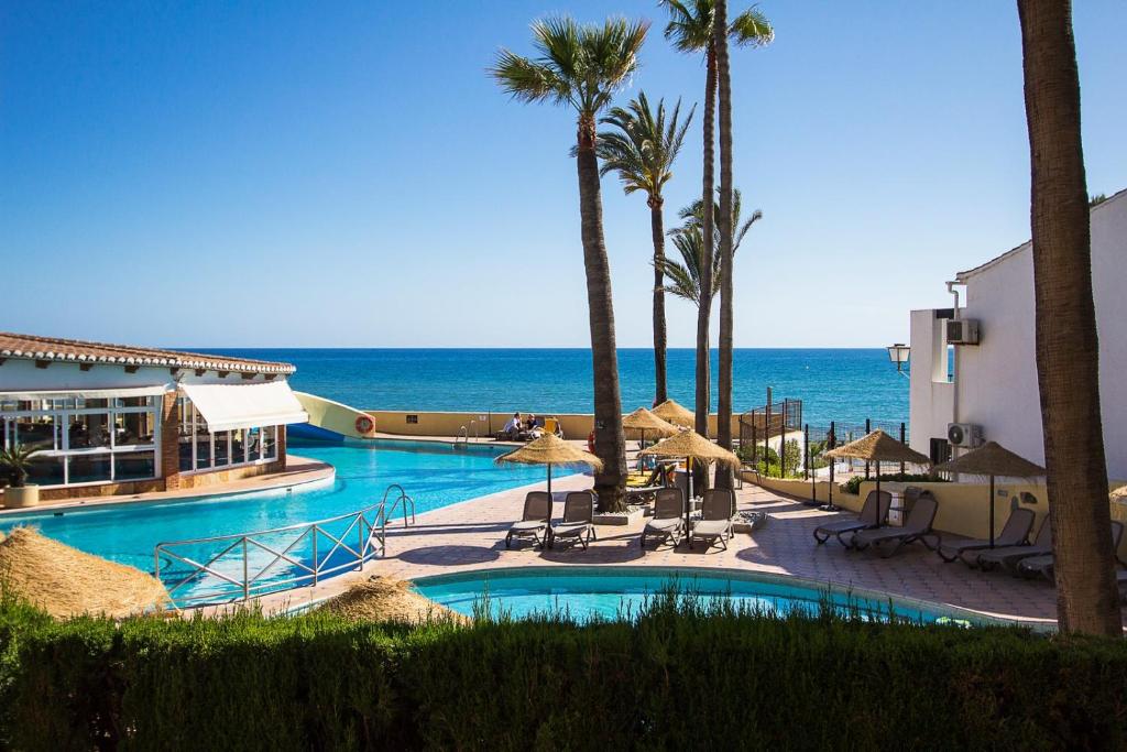 Stunning Sea front Duplex - 2