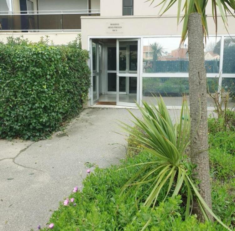 Studio cosy en bord de piscine - 5