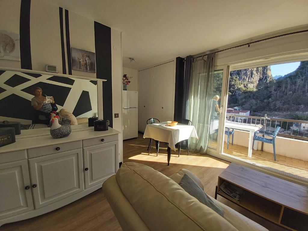 Magnifique studio avec vue au pied des thermes - 2