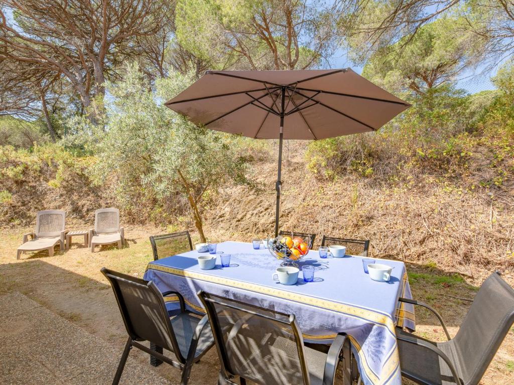 Apartment Les Eucalyptus-10 by Interhome - 2