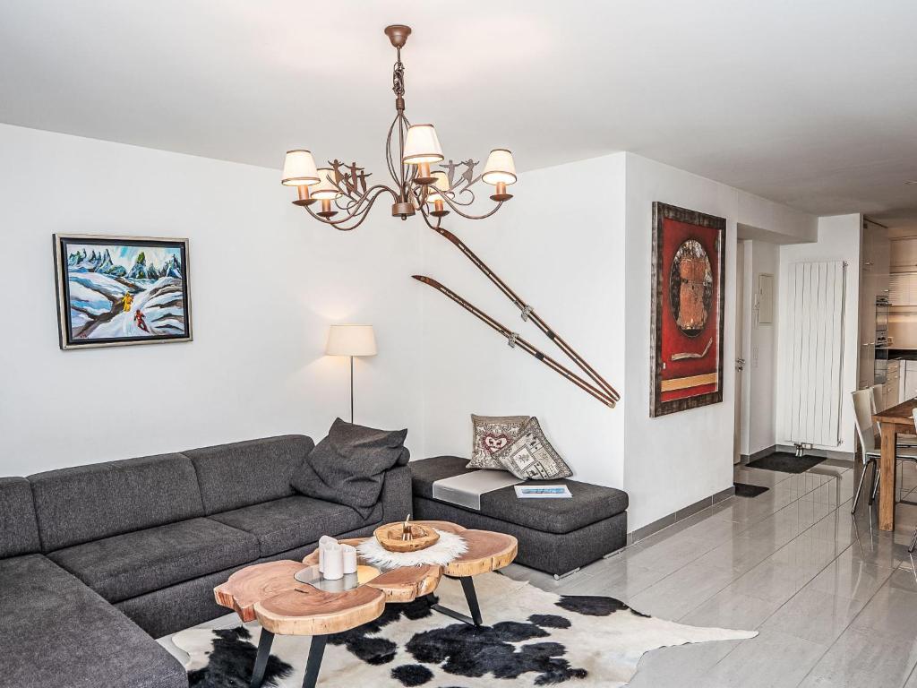 Apartment Chesa Enania by Interhome - 3