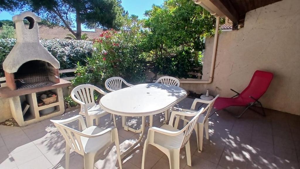 A warm house, private terrace - 1