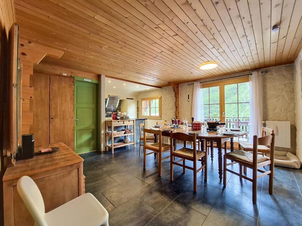 Apartment La Patrouille des Glaciers by Interhome - 3
