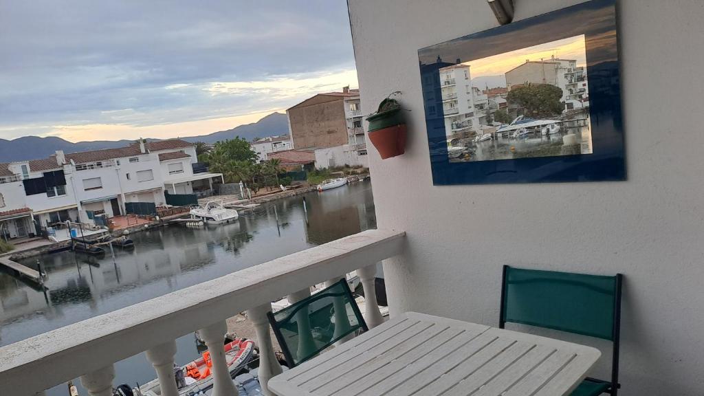 Appartement PORT EMPORDA balcon vue marina barbecue clim wifi - 3