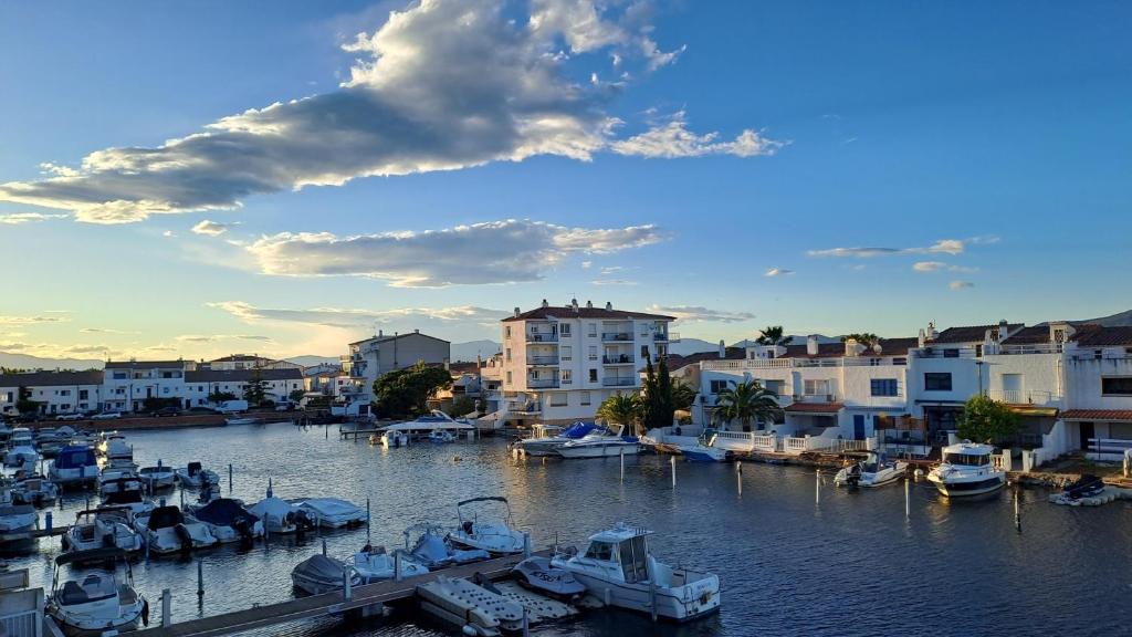 Appartement PORT EMPORDA balcon vue marina barbecue clim wifi - 2