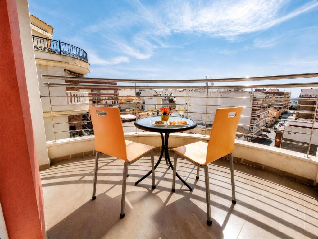 Apt near center port - 3