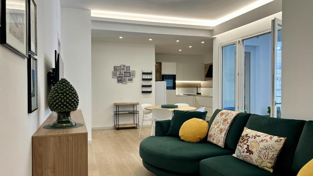 Sea Living Cefalù apartment by Housilia - 1