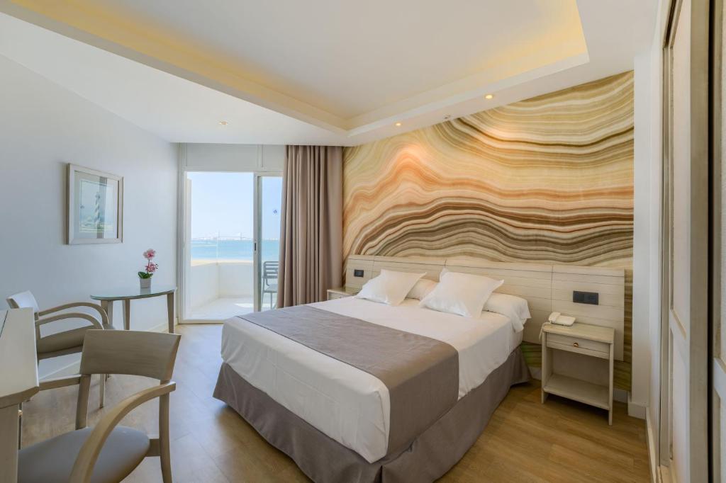 Hotel Puerto Bahía & Spa - 2