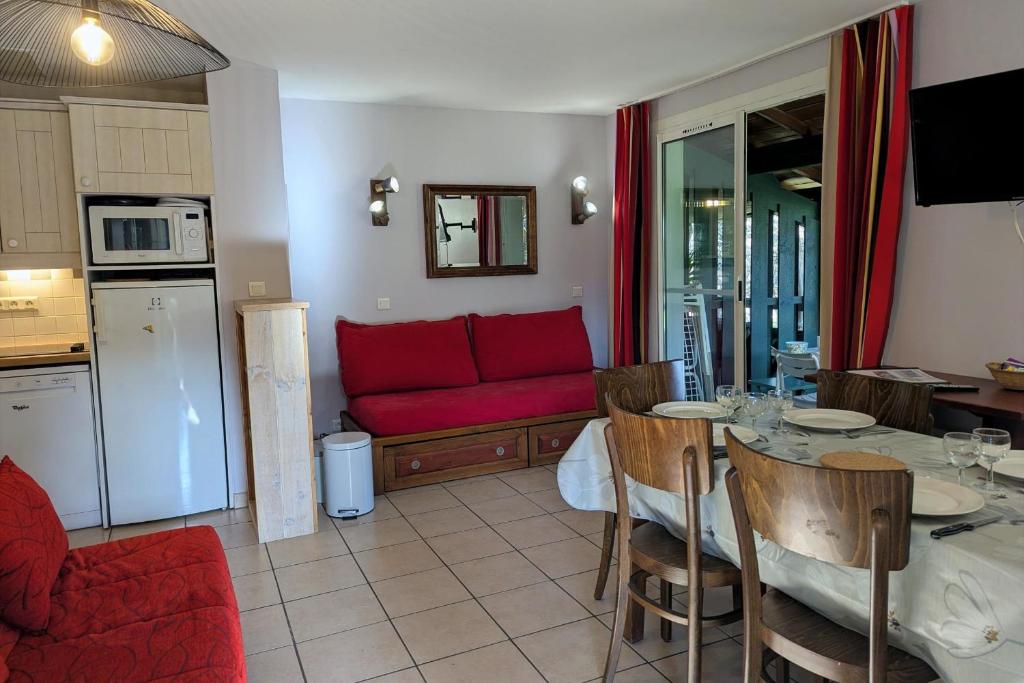 Apartment for 5 with terrasse near the ocean - 2