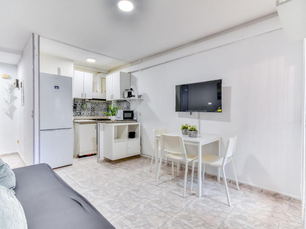 Apartment Cannes by Interhome - 5