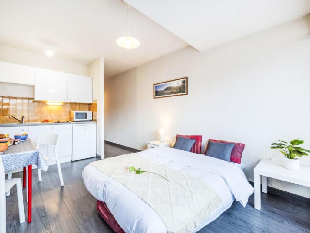 Studio Les Alizés-4 by Interhome - 2