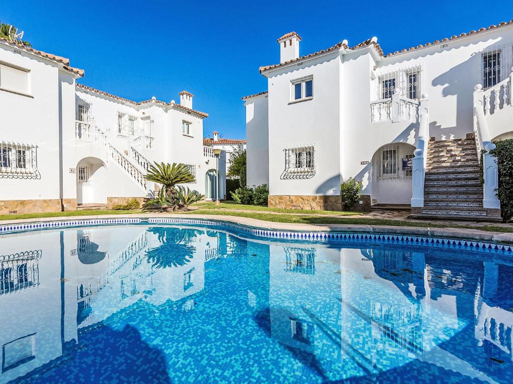 Holiday Home Club Sevilla I-4 by Interhome - 1