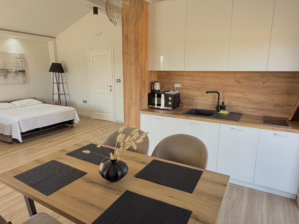Apartments Lj - 4