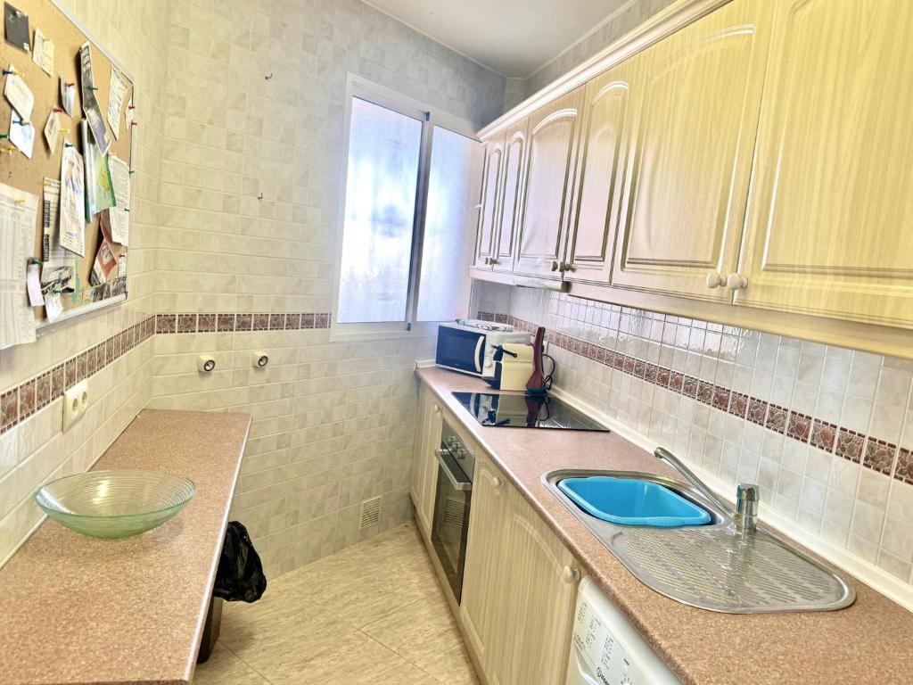 Apartamento en primera linea playa Arenal con 2 dormitorios - 5