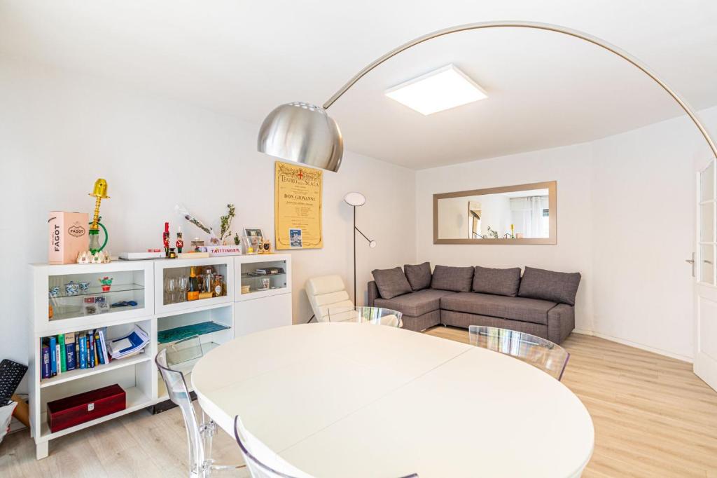 GuestReady - Bright stay in the 17th arr. - 2