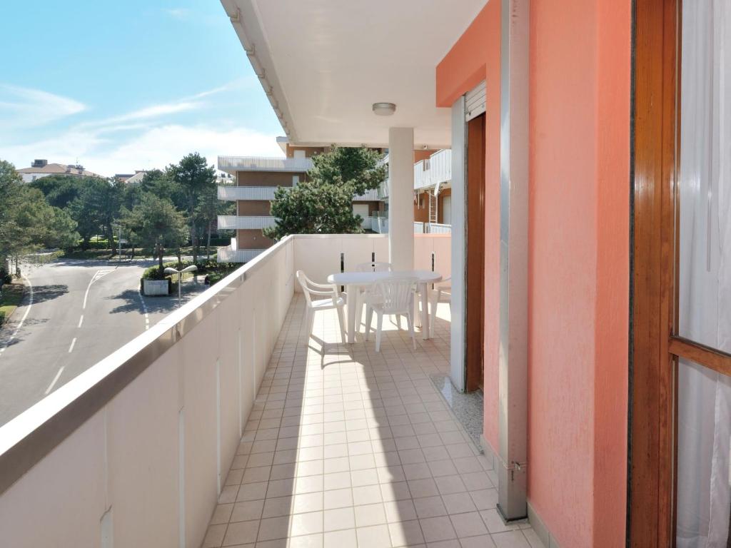 Apartment Cavallino-6 by Interhome - 1