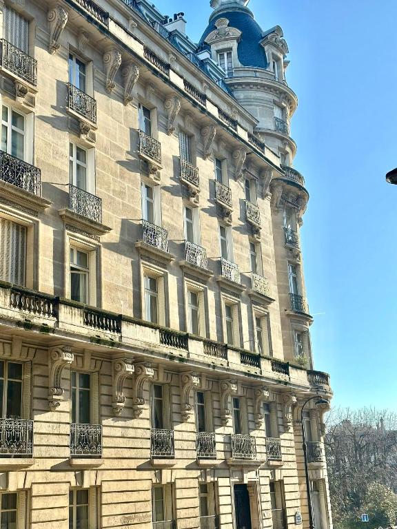 Private Parisian Palace 250m2 Passy AC - 2