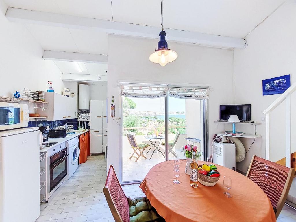 Apartment L'île des Marinas by Interhome - 5
