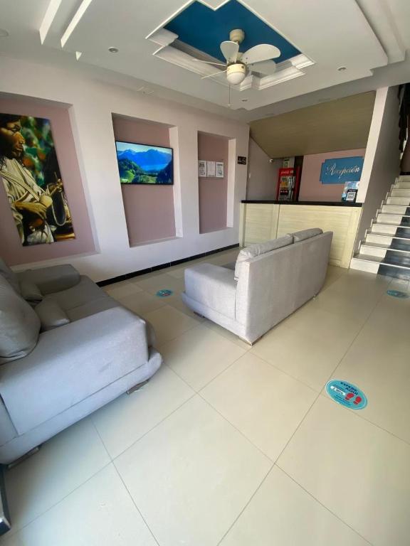 Hotel Coral Santa Marta - 1