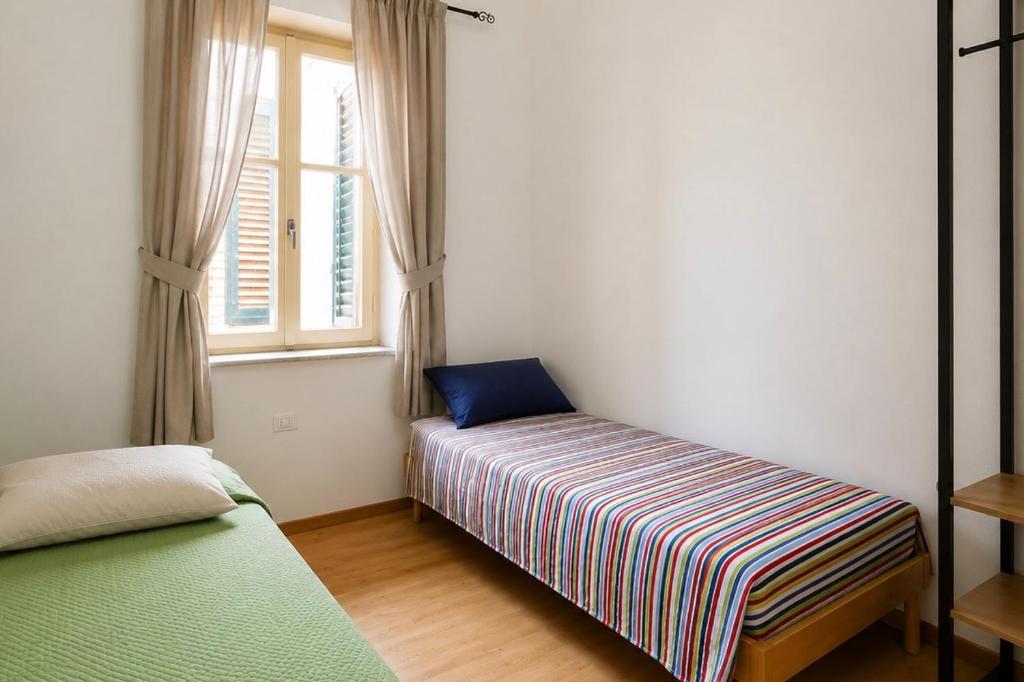 Large Apartment Near Central Station - 3