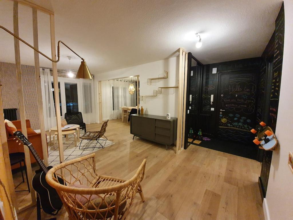 4Bd 8 people Lake within walking distance Mountain view - 2