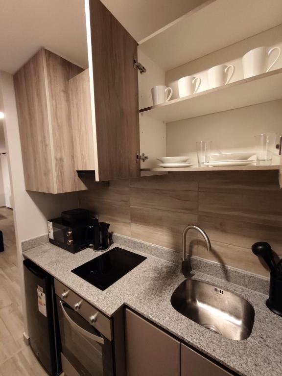 Nuevo Home Studio para 3 personas centro de Santiago Barrio Paris Londres D103 - 4