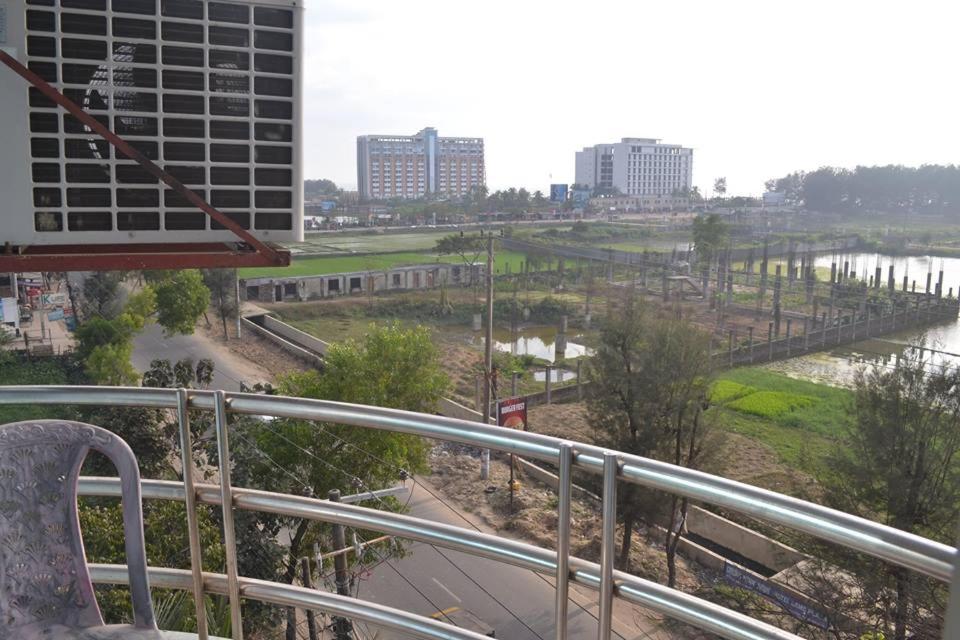 Hotel Shams Plaza photo